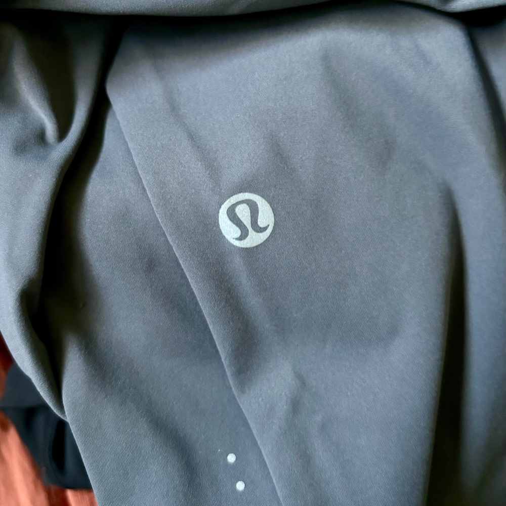 Lululemon Athletica Gray Leggings - Picture 3 of 5